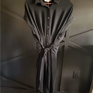 Bluivy Black Button-Front Tie-Waist Shirt Dress